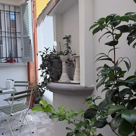 Casa Lazzari - Giardino Segreto A 3 Min Da Maria Cecilia Hospital 公寓 卢戈
