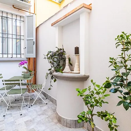 Apartment Casa Lazzari - Giardino Segreto A 3 Min Da Maria Cecilia Hospital