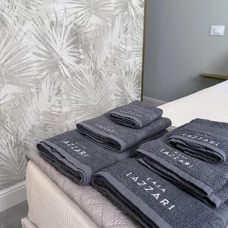 Casa Lazzari - Giardino Segreto A 3 Min Da Maria Cecilia Hospital Appartement *