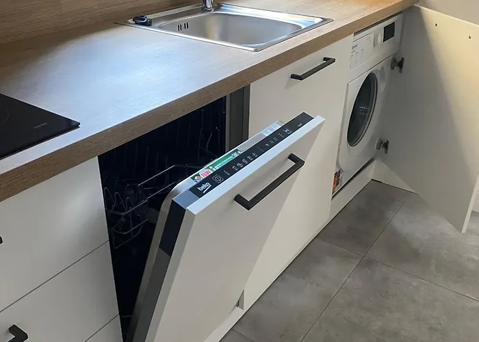 Daire Casa Lazzari - Giardino Segreto A 3 Min Da Maria Cecilia Hospital *