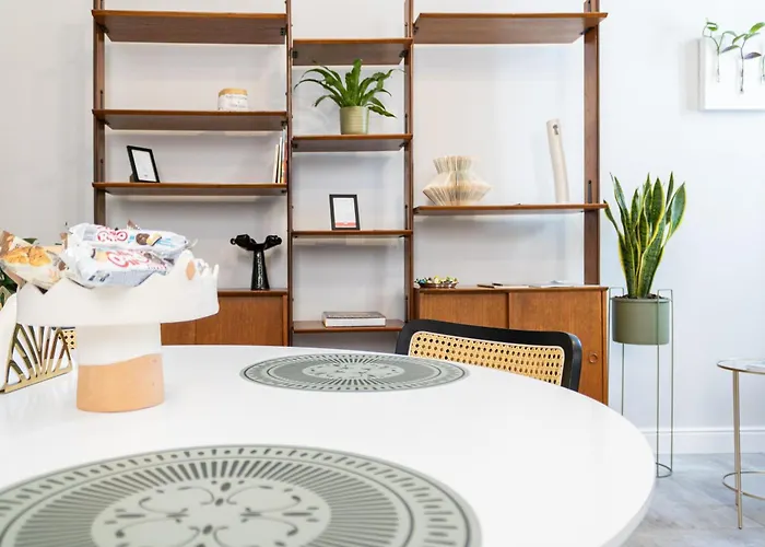 Casa Lazzari - Giardino Segreto A 3 Min Da Maria Cecilia Hospital Daire *